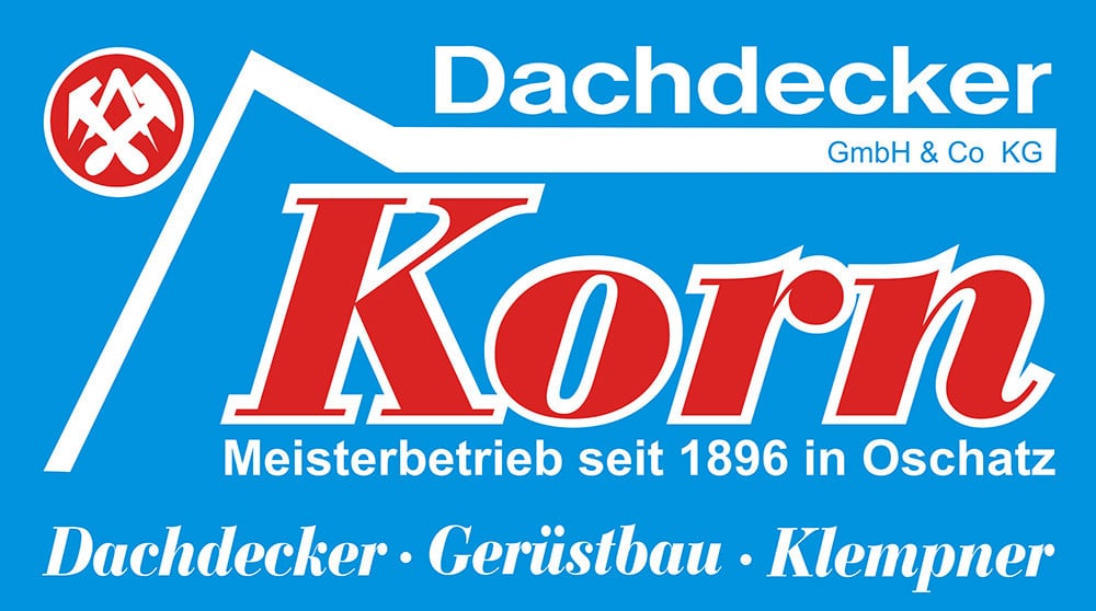 Logo der Dachdeckerfirma Korn mit den Angaben „Meisterbetrieb seit 1896 in Oschatz“ und „Dachdecker · Gerüstbau · Klempner“